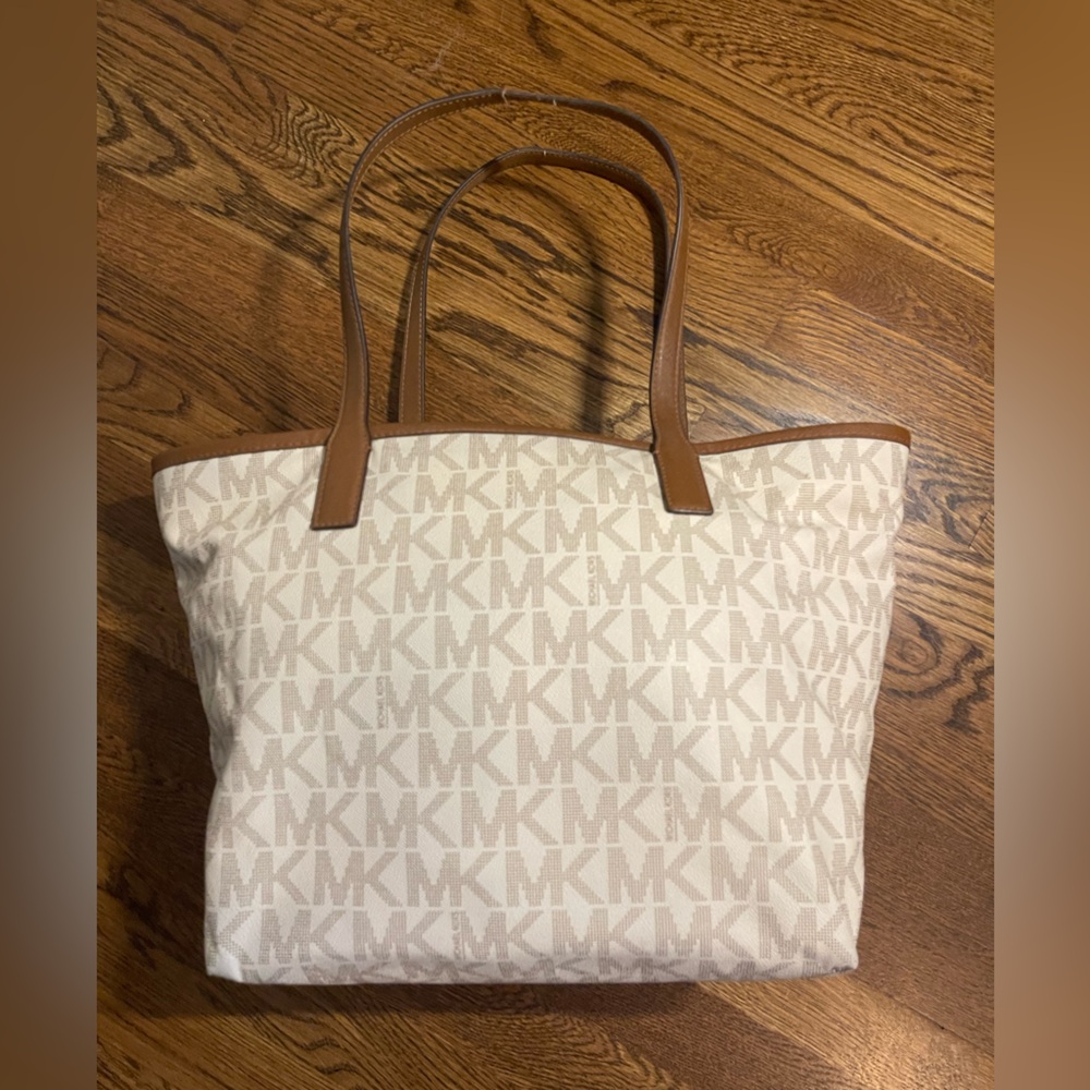Michael Kors vanilla initial tote bag